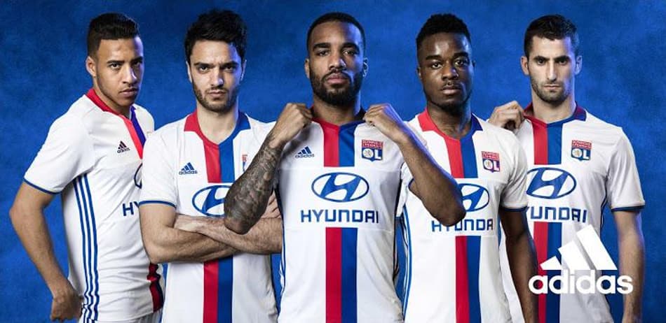 Lyon lança novos uniformes para temporada. Veja fotos!