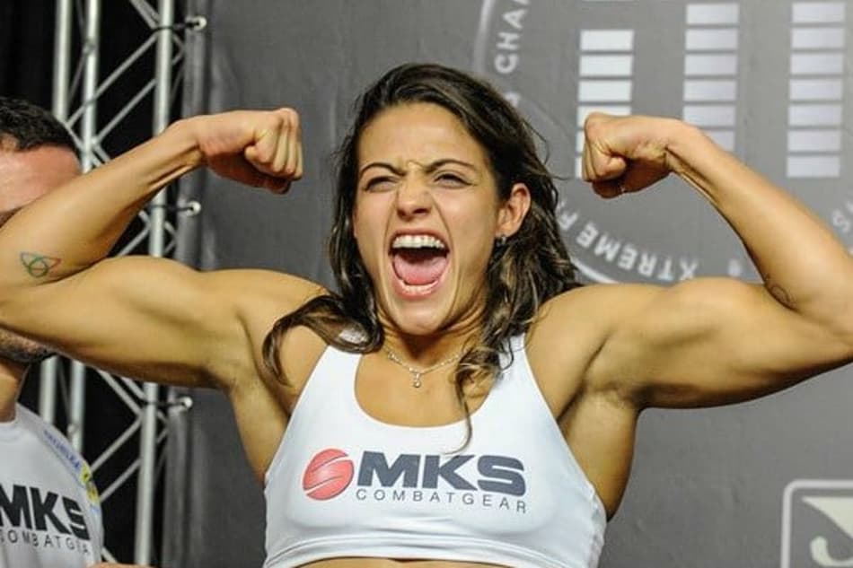 Ultimate contrata brasileira revelação do peso-mosca