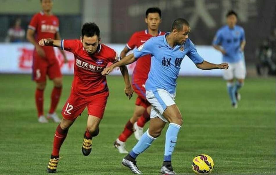 Brasileiros comandam goleada do Tianjin Quanjian sobre time da 1ª divisão chinesa