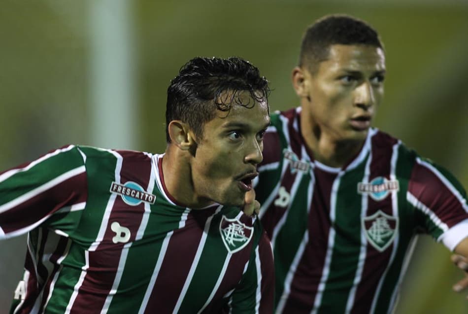 AGORA! Fluminense mede forças com a Ferroviária pela Copa do Brasil