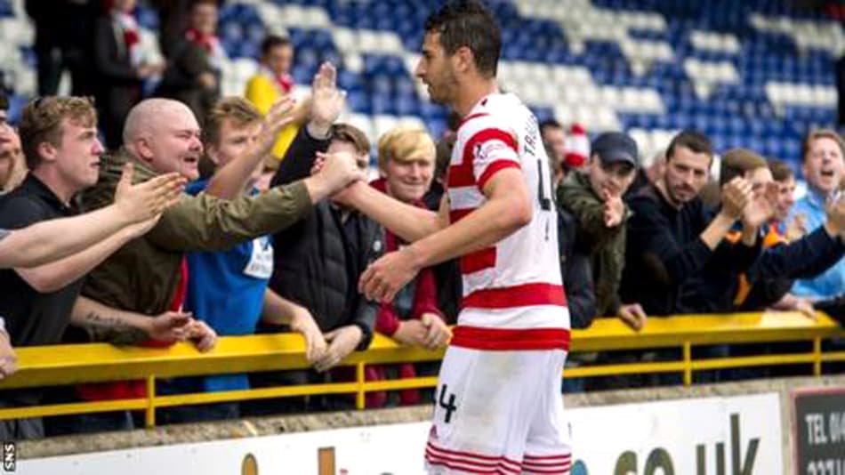 Após passagem pelo futebol escocês, zagueiro pode voltar ao Brasil