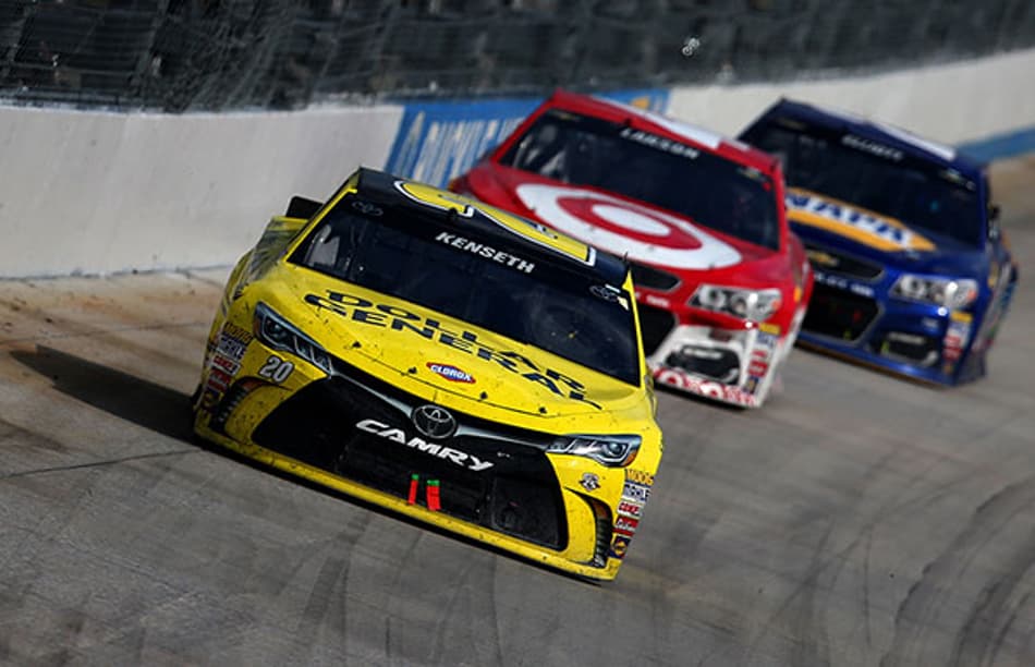 NASCAR: Matt Kenseth segura Larson e Elliott para vencer em Dover