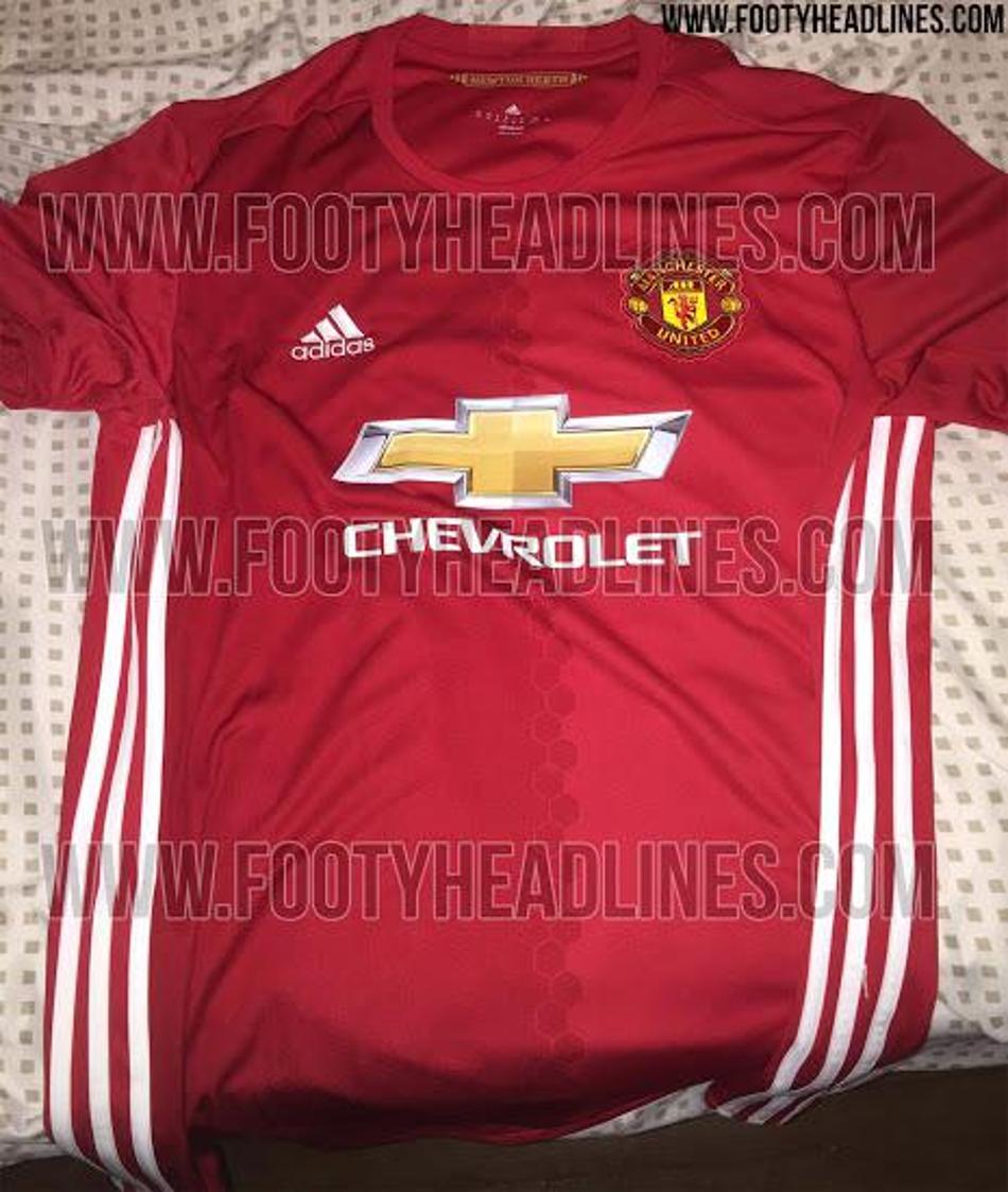Site revela nova camisa principal do Manchester United
