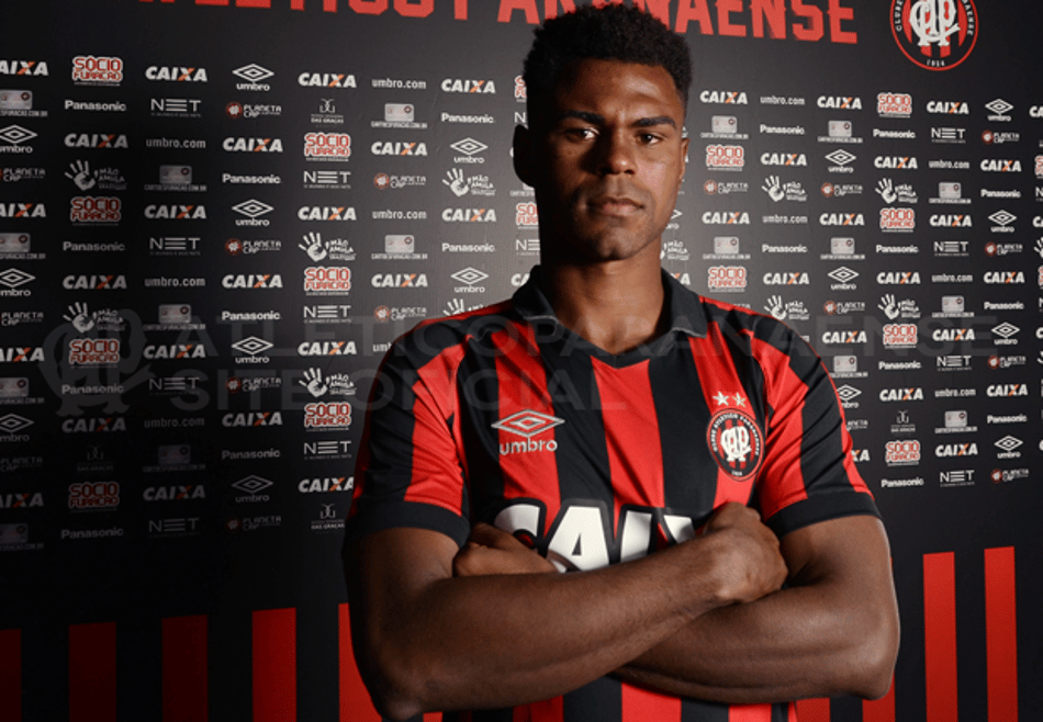 Atlético-PR acerta com zagueiro Wanderson, mas “perde” volante Jadson