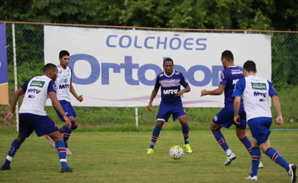 Bahia inicia os trabalhos para confronto contra o América-MG