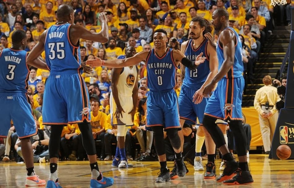 Westbrook comanda reação e Thunder rouba mando de quadra