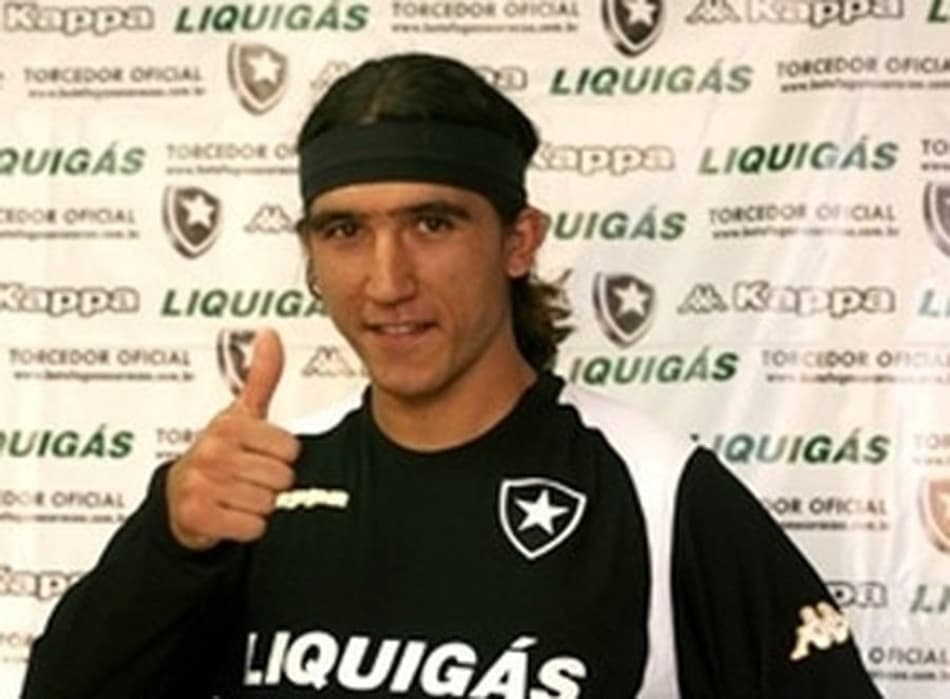 Lembra deles? Saiba por onde andam 20 reforços que não deram certo no Botafogo