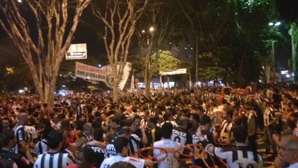 Galo anuncia venda de ingressos para jogos com Furacão e São Paulo