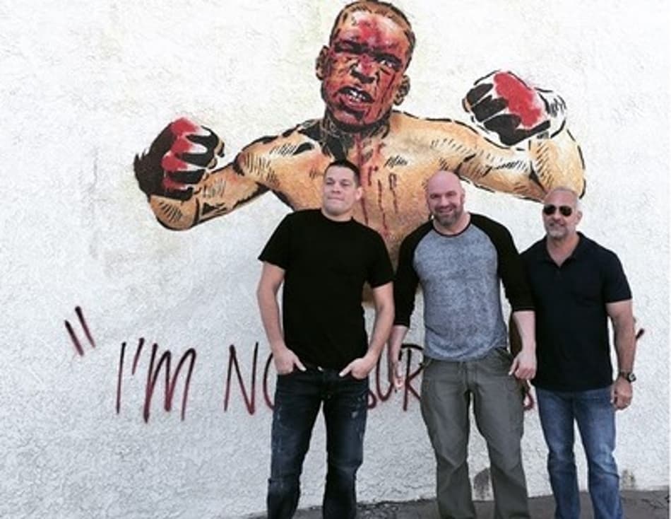 Nate Diaz recebe visita surpresa de Dana White e Lorenzo Fertitta