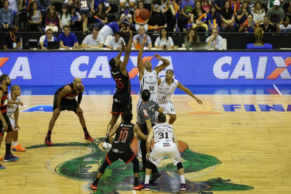 FOTOS: Veja as imagens da vitória do Flamengo na final do NBB