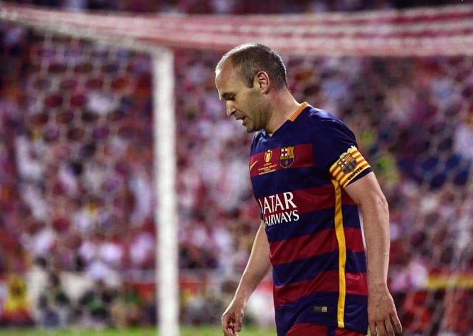 Iniesta, Pogba, Isco, Balotelli… Confira todas as notícias do vaivém europeu