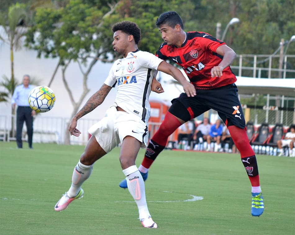 Há 34 dias sem vencer, Corinthians luta para reassumir seu status