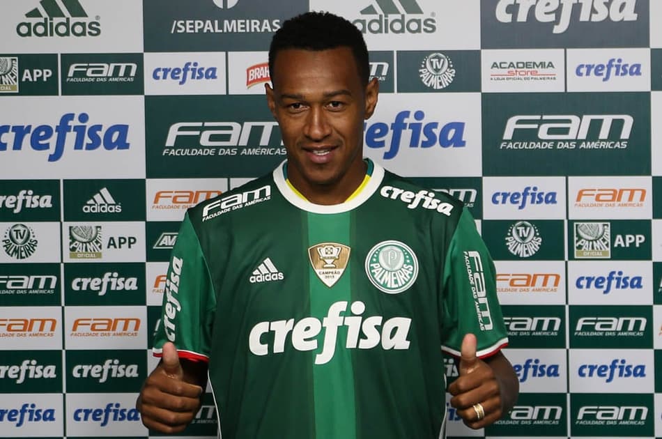 Atlético-PR está próximo de acertar com o lateral Fabrício, do Cruzeiro
