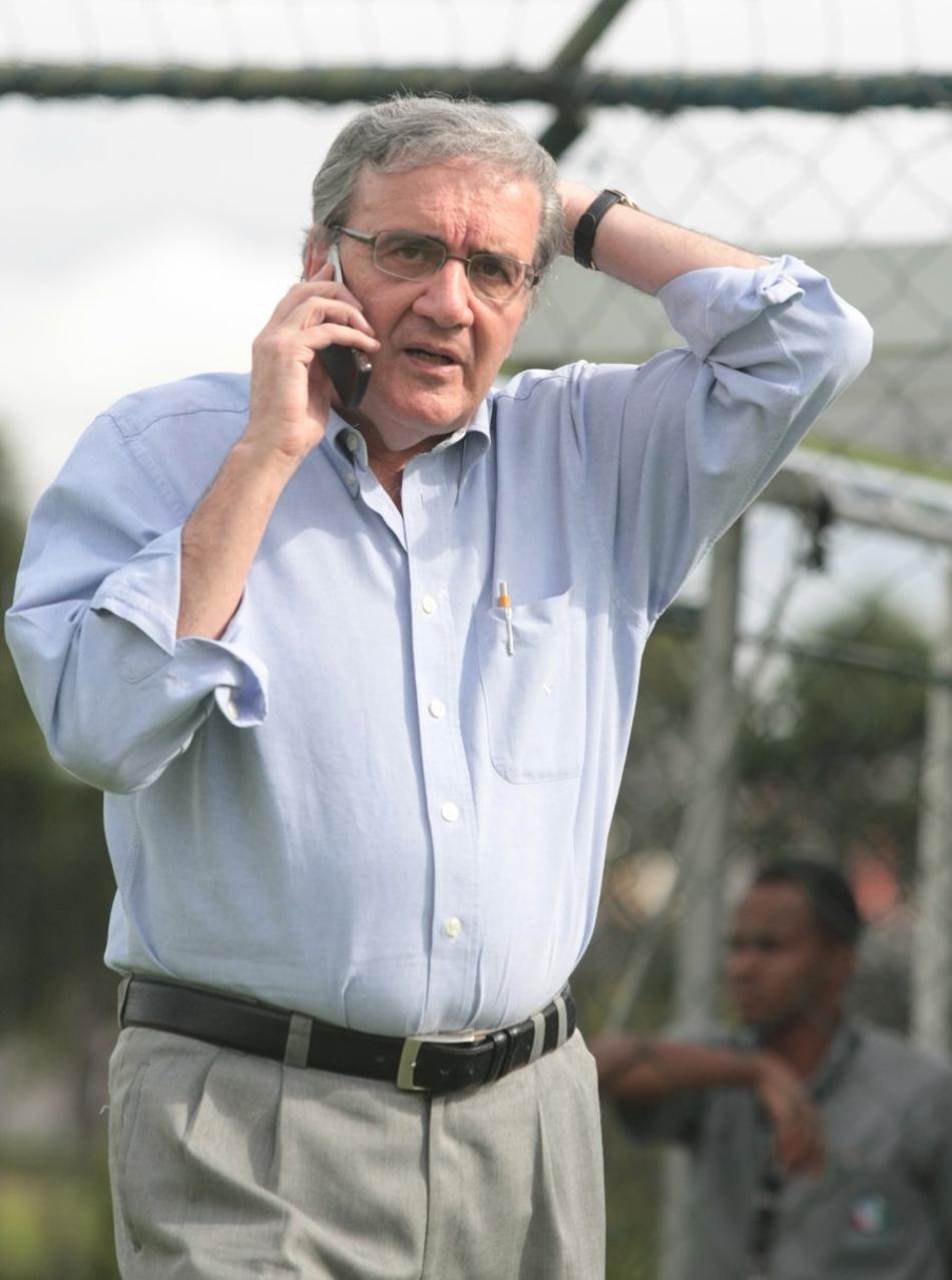 Suspenso do Palmeiras, Belluzzo entrará com ação judicial contra decisão do Conselho