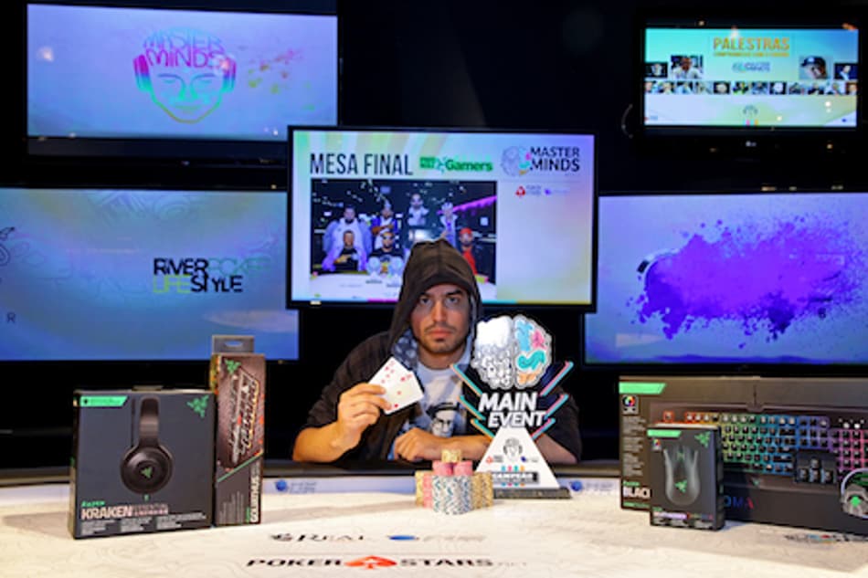 Felipe Maluf é campeão no Main Event do MasterMinds 6, em SP