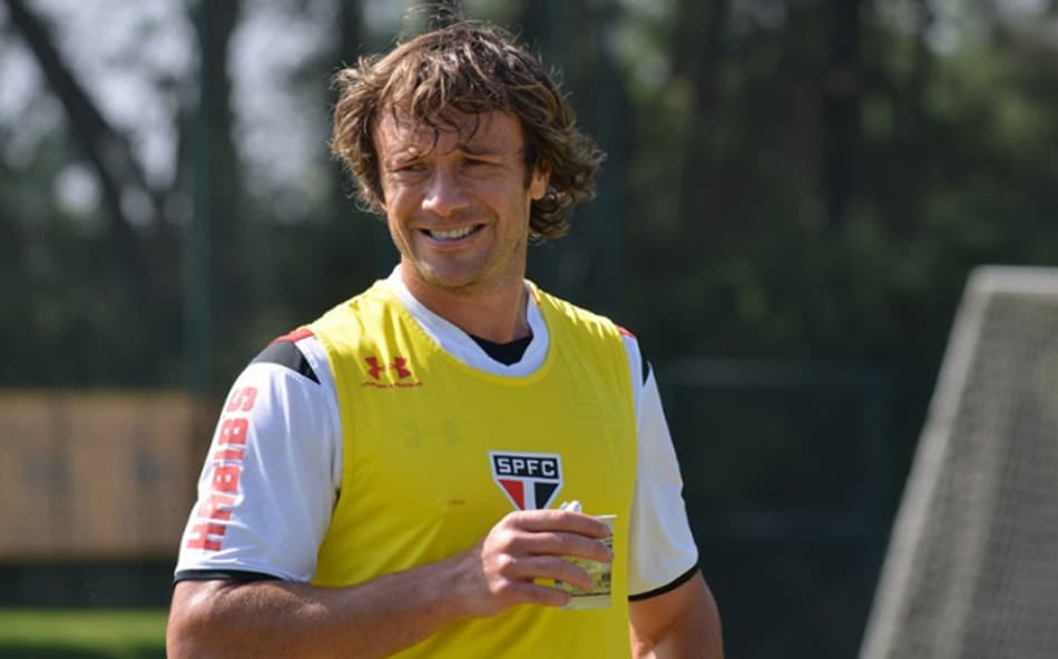 AO VIVO! São Paulo faz os ajustes para clássico contra o Palmeiras