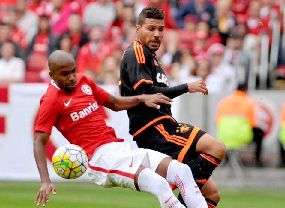 TEMPO REAL! Internacional e Sport fazem duelo no Beira-Rio