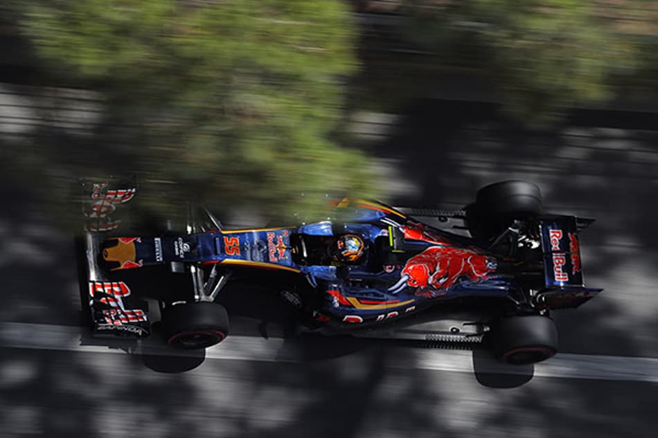 Carlos Sainz Jr. comemora 7ª posição no grid de largada