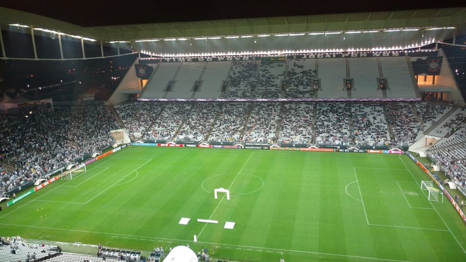 Corinthians vende todos os espaços publicitários para amistoso na Arena