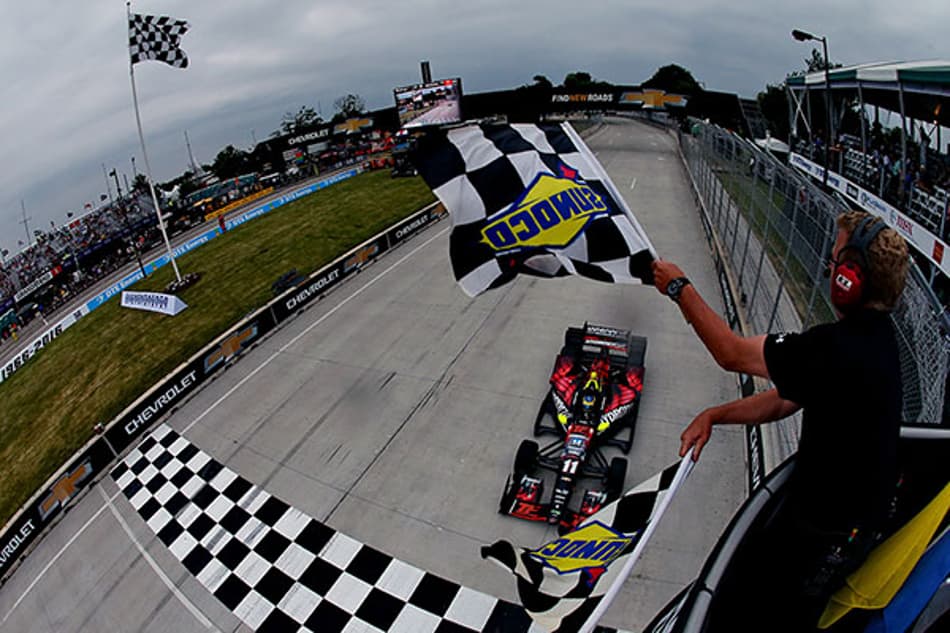 Indy: Sebastien Bourdais vence primeira bateria em Detroit