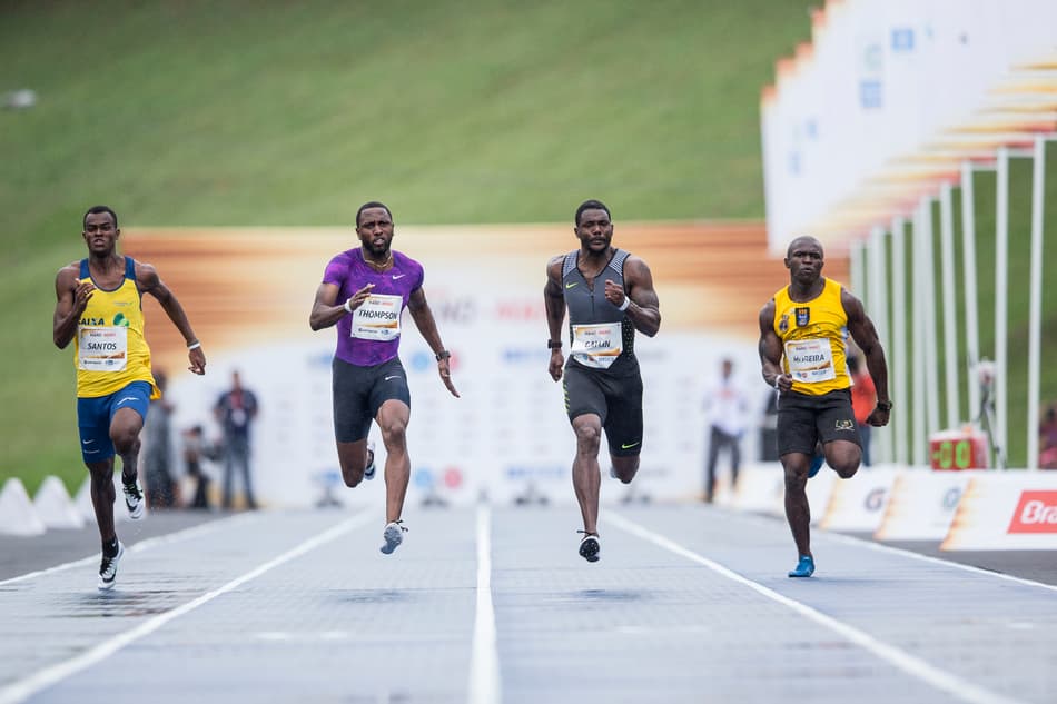 Sem forçar, Justin Gatlin 'sobra' nos 100m em desafio no Rio de Janeiro