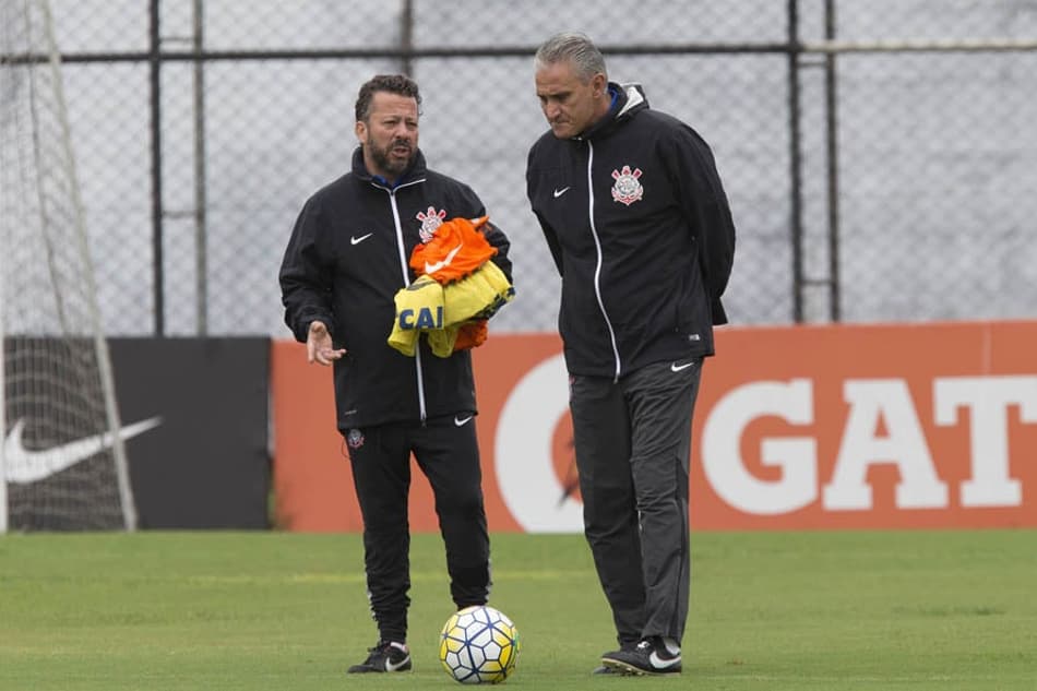 Super-Raio X: Na base dos detalhes de Tite, Corinthians chega à liderança do Brasileirão 2016