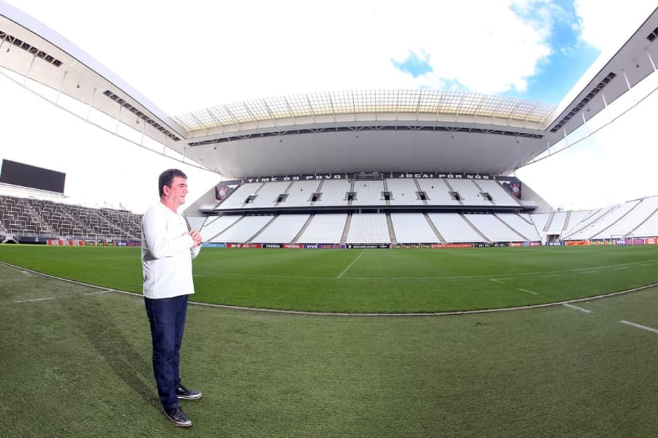 Andrés sobre Arena: ‘único arrependimento foi ter sediado Copa’