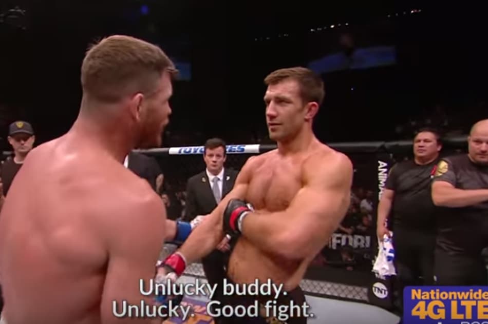 Vídeo mostra Bisping chamando Luke Rockhold de ‘azarado’: ‘Eu te avisei’