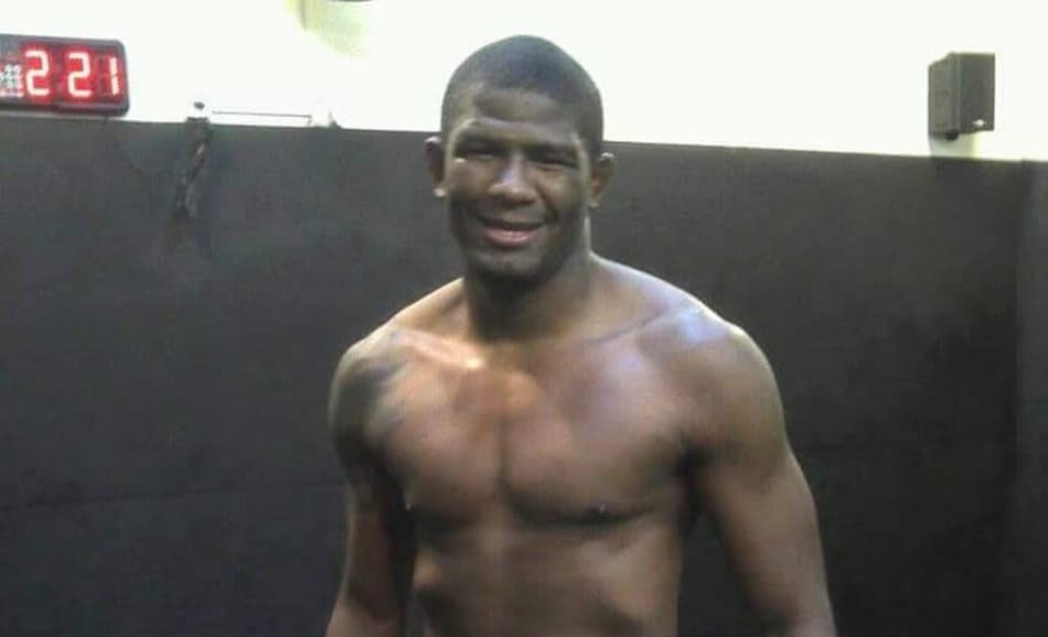 Em seu aniversário, Marcão ‘Bad Face’ volta aos cages no Jungle Fight