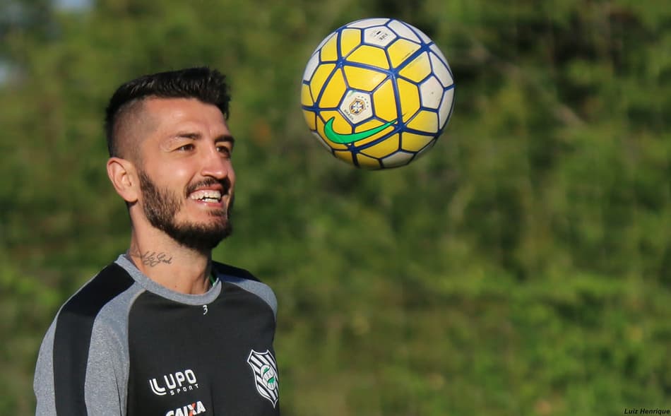 Líder e identificado com o clube, Marquinhos é um dos trunfos do Figueirense contra o Flamengo