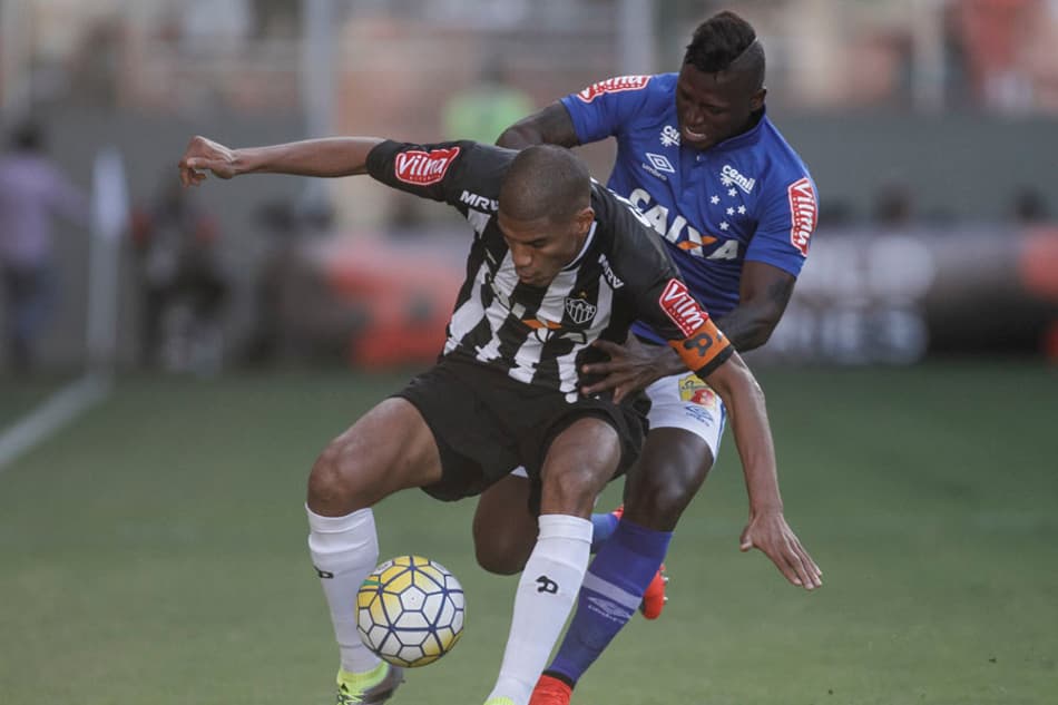Quem é melhor: Cruzeiro ou Atlético-MG? Vote nos duelos do LANCE!