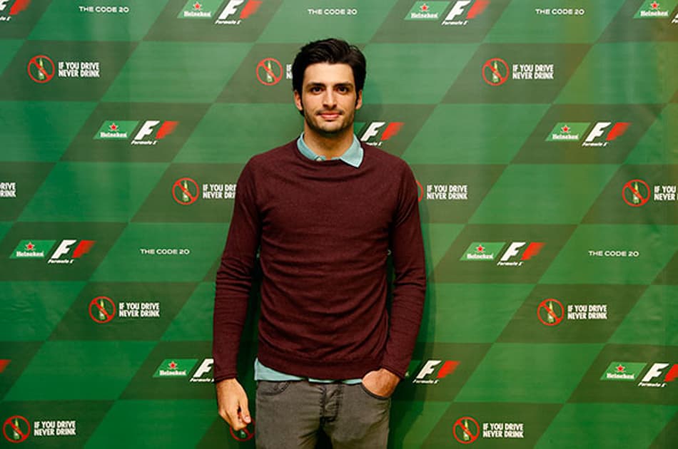 Renault admite interesse em Carlos Sainz Jr.