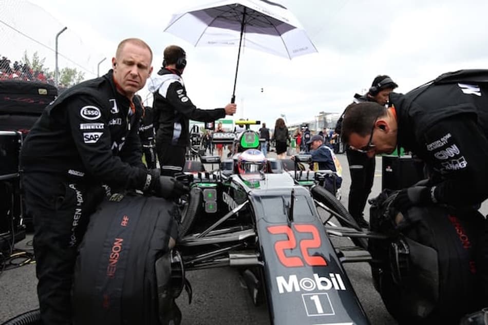 McLaren que abandono de Button foi causado por falha na caixa de câmbio