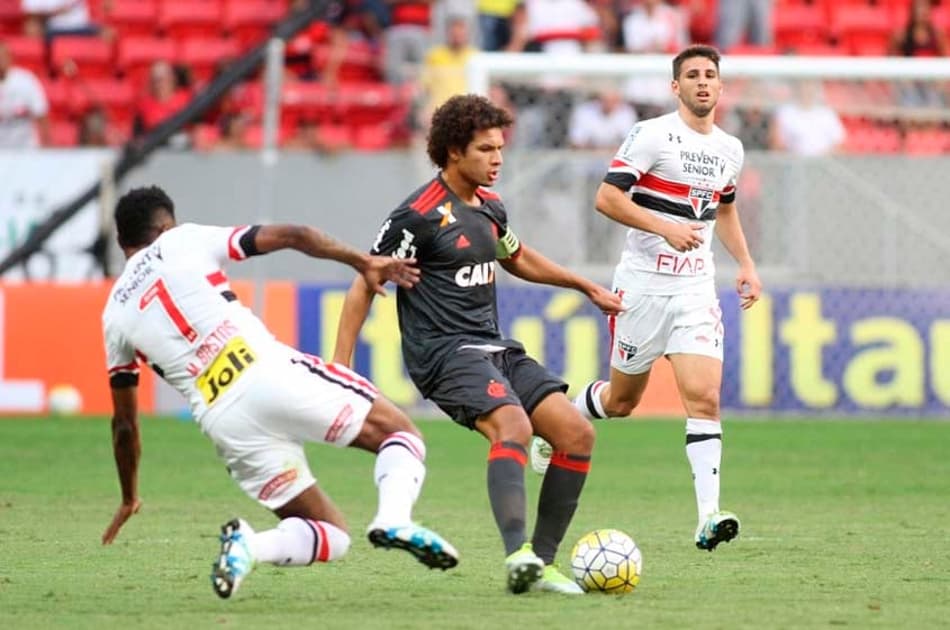 Números da Bola: Estatísticas de Flamengo 2×2 São Paulo