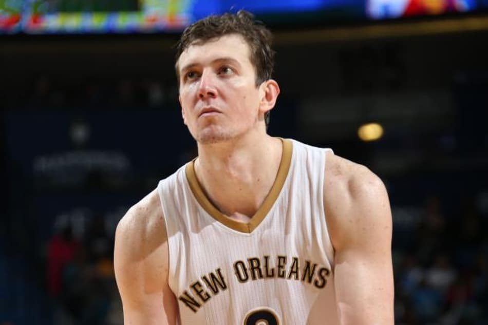 Dirigente do New Orleans Pelicans aposta em recuperação de Omer Asik na próxima temporada