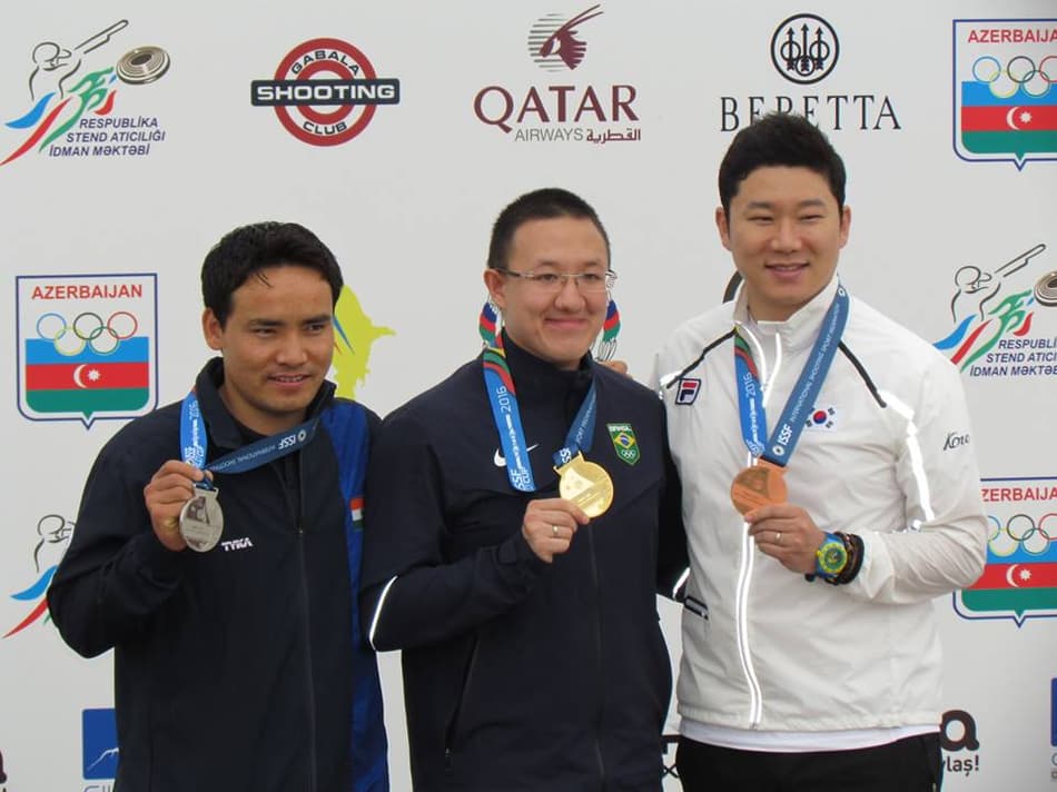 Felipe Wu leva o ouro na etapa do Azerbaijão da Copa do Mundo