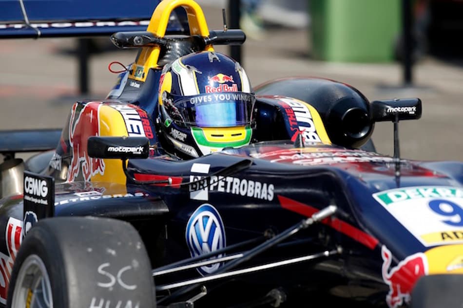 Brasileiro fará teste pela Toro Rosso