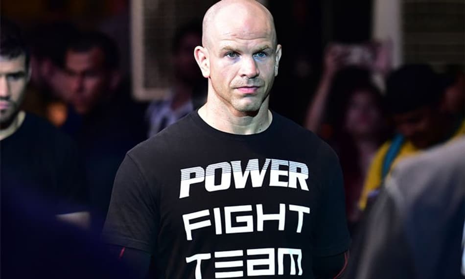 Aos 34, lutador ex-UFC morre após sofrer atropelamento no Canadá