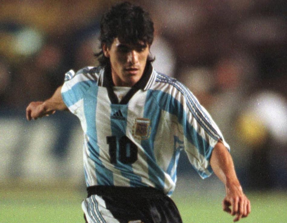 Ariel Ortega 'anuncia' volta ao River Plate; entenda