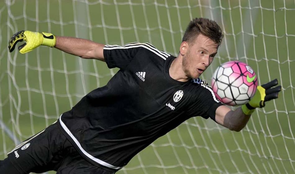 Goleiro Neto - Em 2012, defendia a Fiorentina (ITA) e hoje está na Juventus, também da Itália&nbsp;