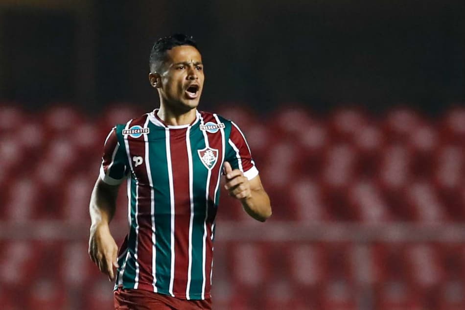 Cícero, Giovanni e Douglas desfalcam o Fluminense contra o Coritiba