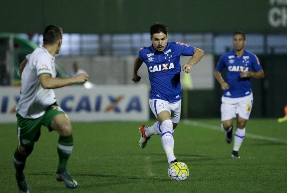 Mano indica aposta no fim de rodízio no Cruzeiro