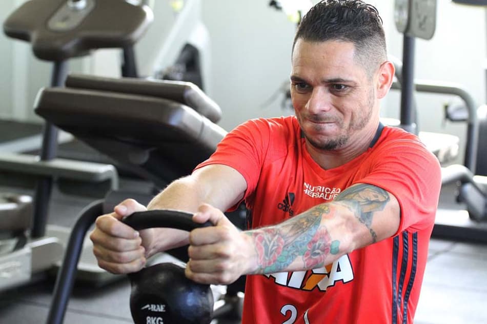 Pará elogia Zé e diz que efetivação do técnico deixa o grupo mais tranquilo