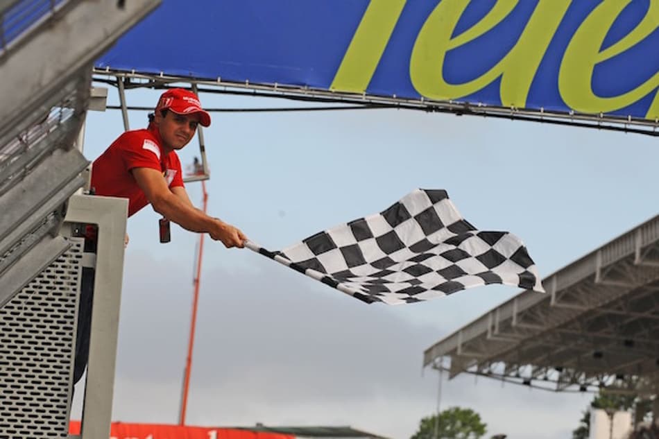 Organização convida fã para dar a bandeira quadriculada no GP da Áustria