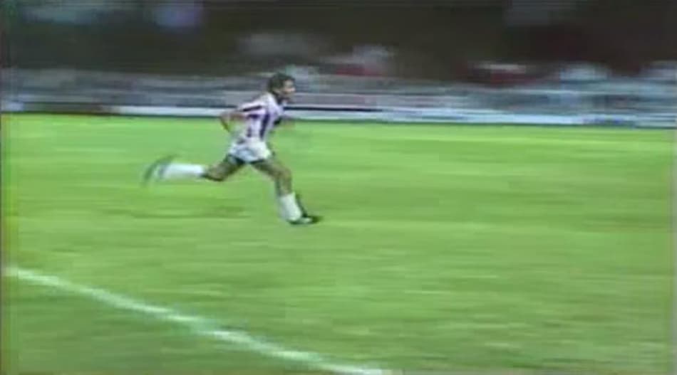 Nivaldo, no Brasileiro de 1989, marcou pelo Náutico o gol mais rápido da história da competção: oito segundos&nbsp;