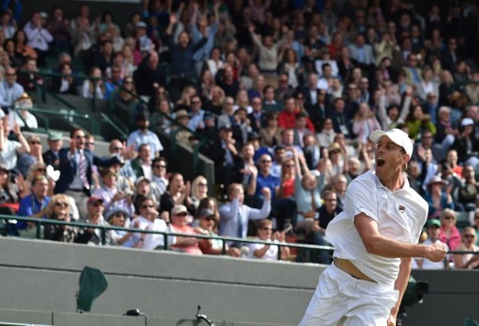 Algoz de Djokovic, Querrey embala e vai às quartas em Wimbledon