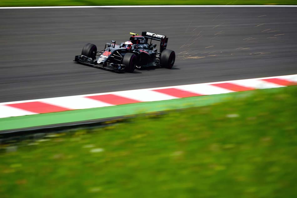 Button: "Vamos largar em 3º amanhã, que é algo incrível!"