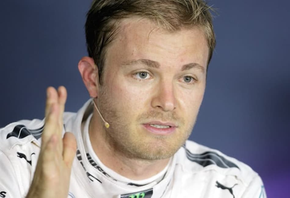 Rosberg se diz surpreso com a manobra de Hamilton