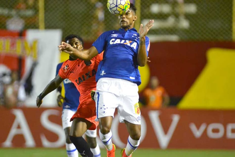 TEMPO REAL! Pela Copa do Brasil, Cruzeiro visita o Vitória no Barradão