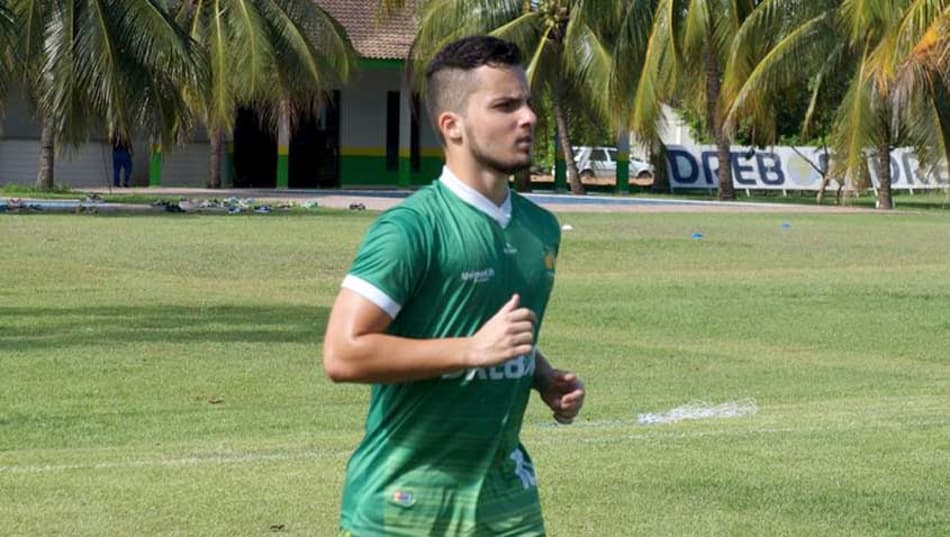 Fotos: Relembre jogadores que se aposentaram e voltaram a jogar